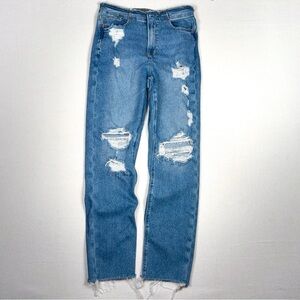 American Eagle Mom Jeans | Size 6 Long | Distressed High Rise